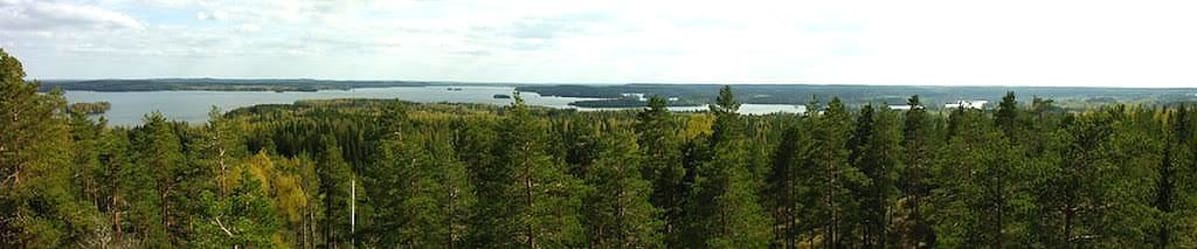 Panoraamakuva Haralan näkötornista avautuvasta maisemasta.