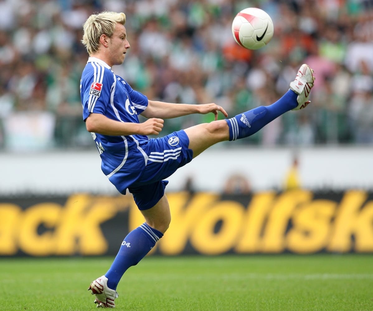 Ivan Rakitic säväytti Schalkessa.