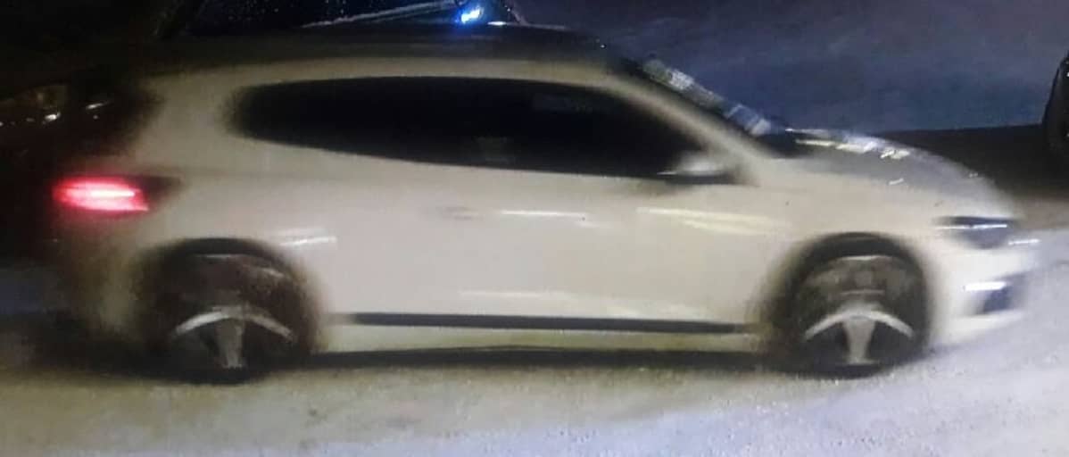 aseellinen ryöstö Kannus Kalajoki pakoauto