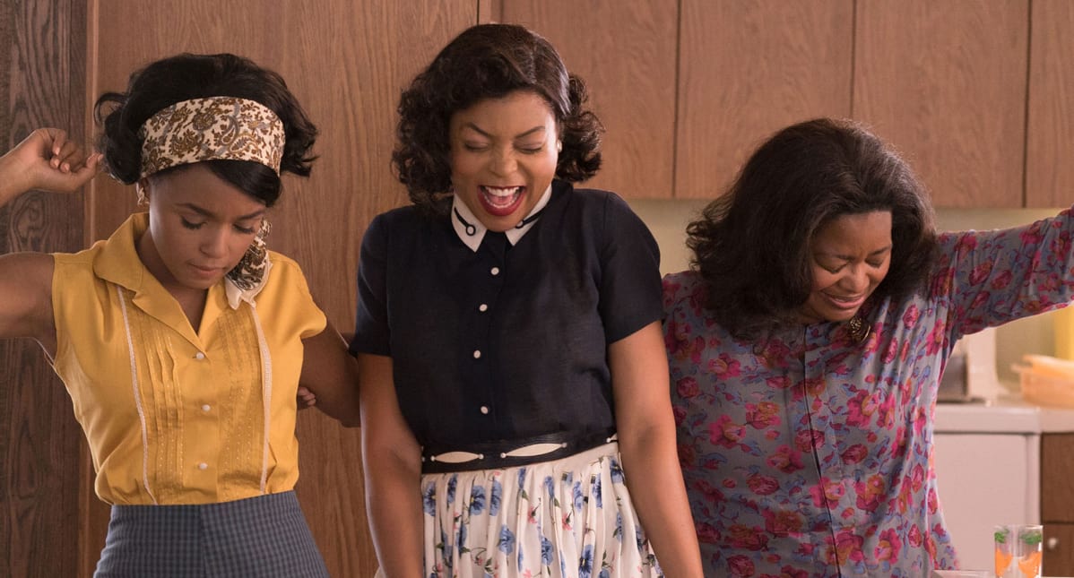 Mary Jackson (Janelle Monáe), Katherine Johnson (Taraji P. Henson) ja Dorythy Vaughn (Octavia Spencer) Hidden Figures -elokuvassa.