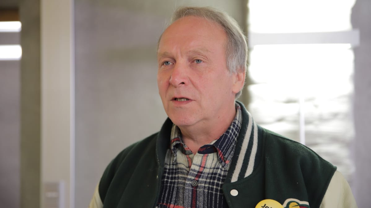 Teuvo Hakkarainen.