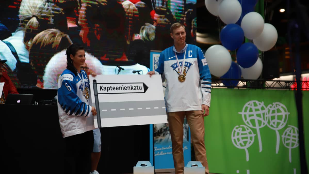 Jenni Hiirikoski ja Marko Anttila saivat oman kadun.