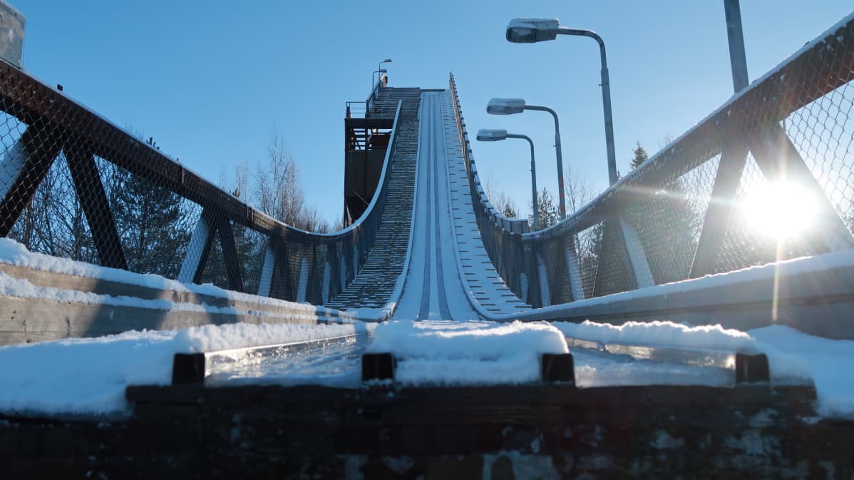 Hervannan mäkihyppytorni