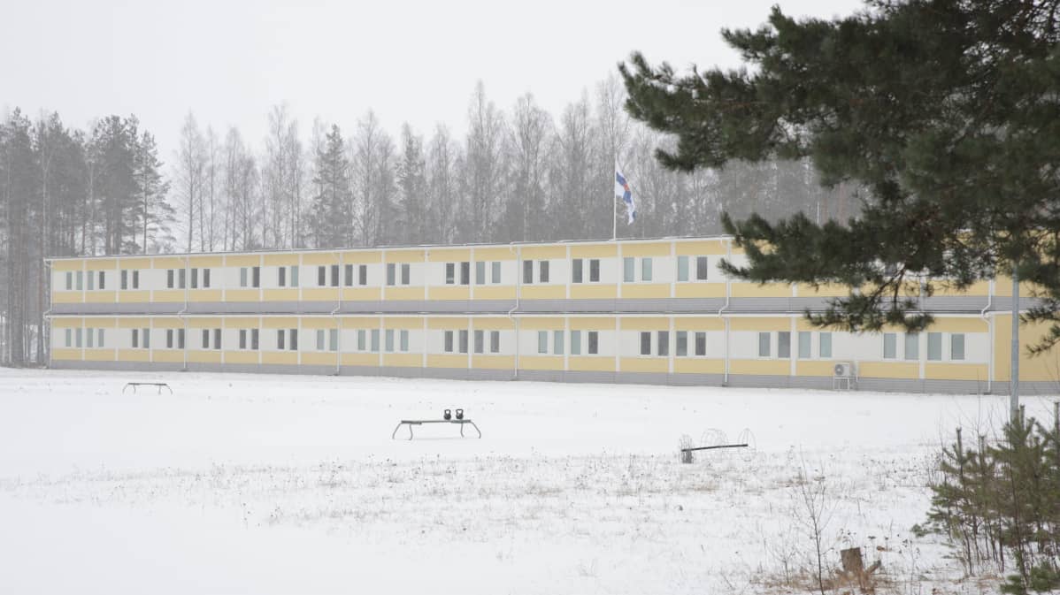 Rajavartioston esikunnan parakkirakennukset