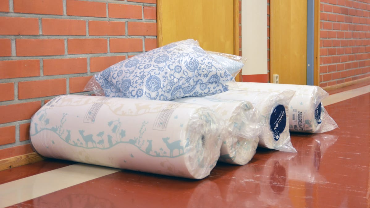 Patjoja Hyrynsalmen kunnantalolla.