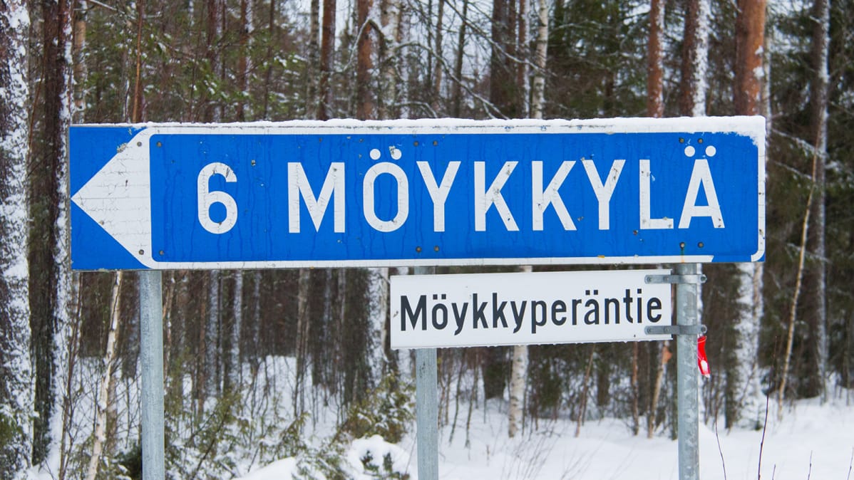 Möykkylän tien viitta Siikalatvan Kestilässä.