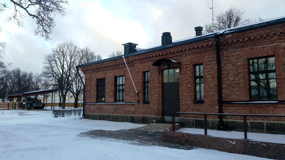 Tiilinen toimiupseerikerho Haminassa