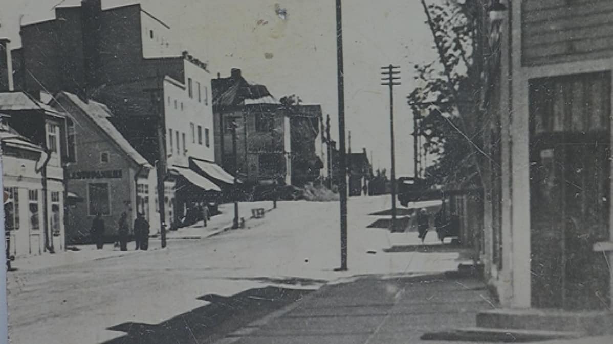 Hämeenkatua 1920- tai -30-luvulla.