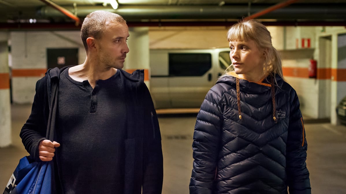 Samuli Vauramo ja Laura Birn.