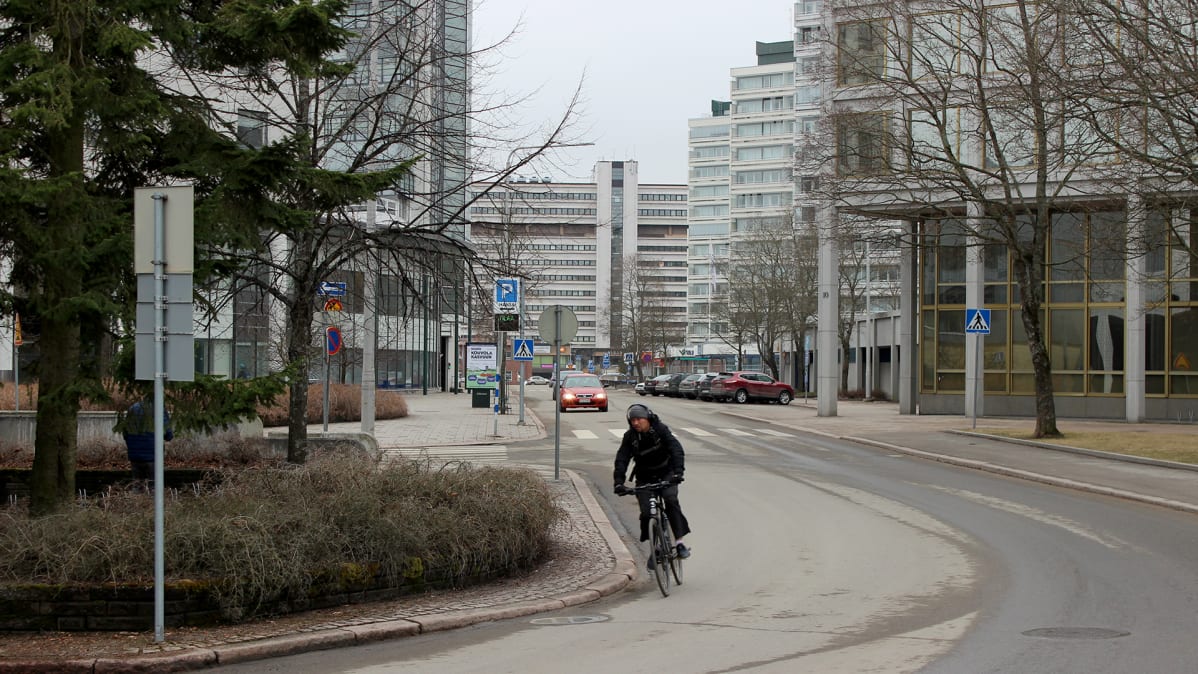 Katunäkymä Kouvolan keskustassa.