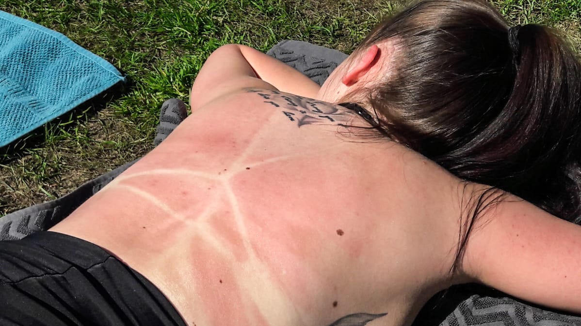 Aurinkoa ottava nainen.