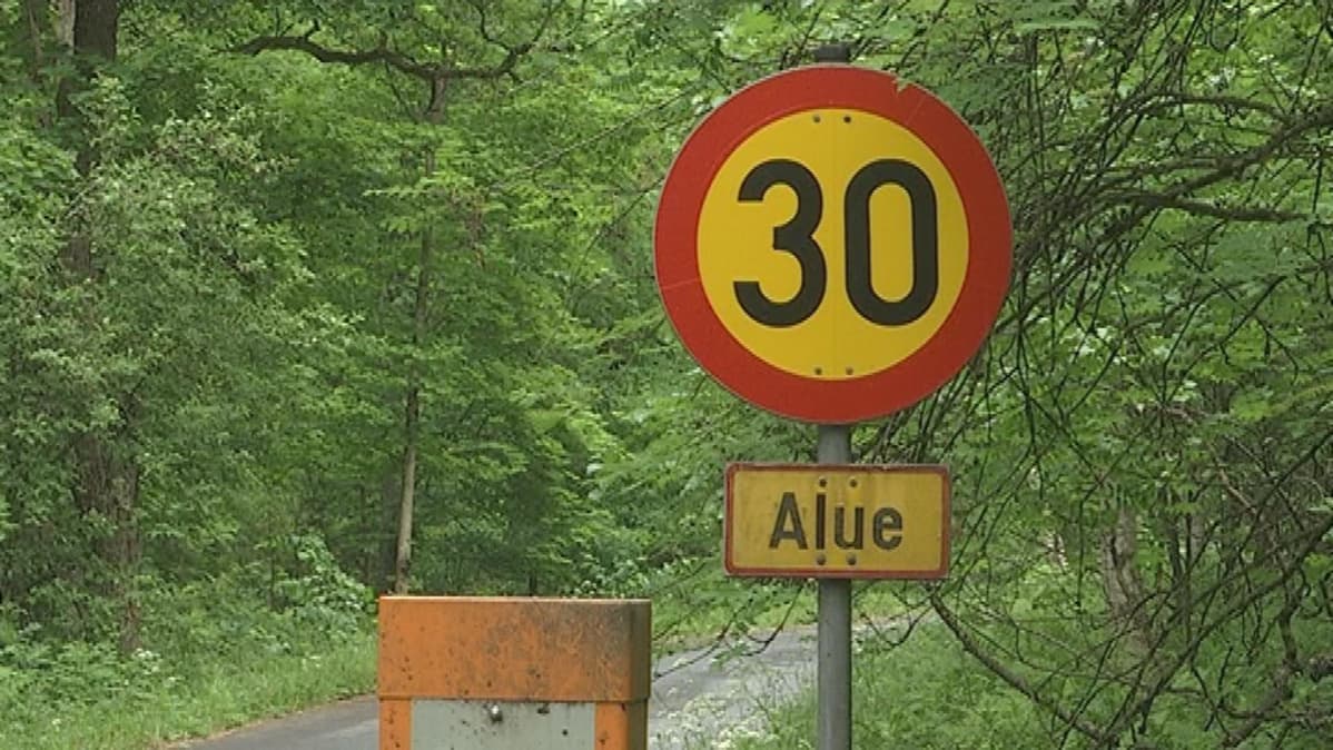 nopeusrajoitus Aulangon metsäreitillä