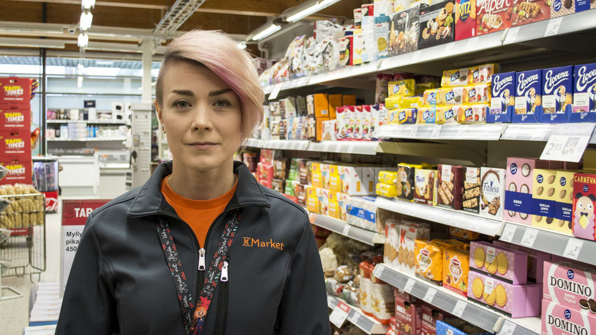 Mari Saarenpää, myyjä, K-Market Tervatori