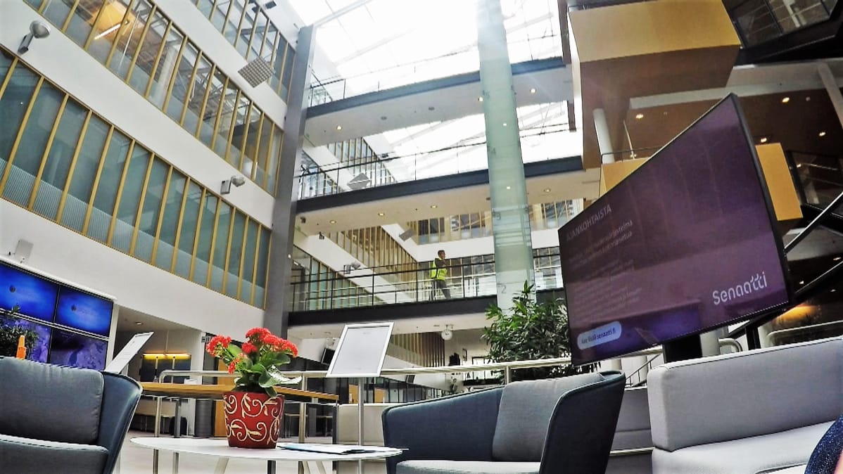 Viestintäviraston aula.
