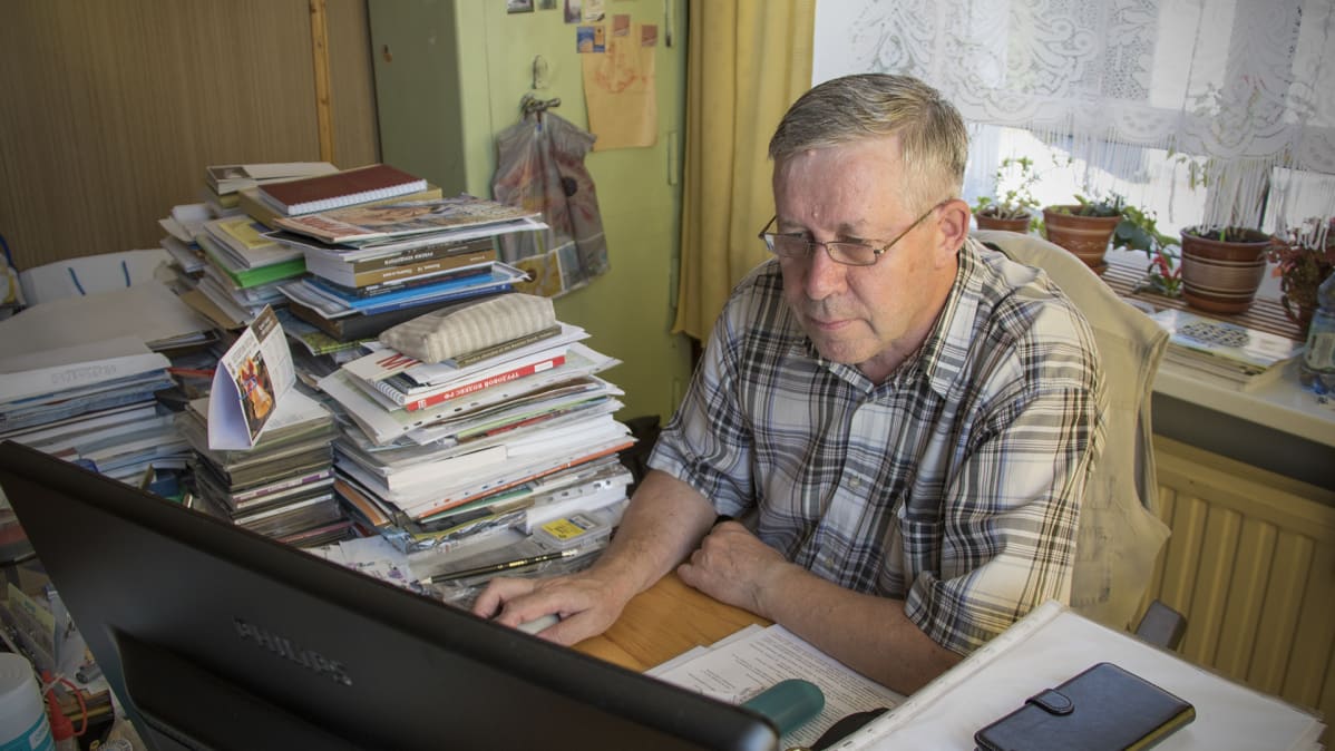 Museonjohtaja Sergei Koltyrin