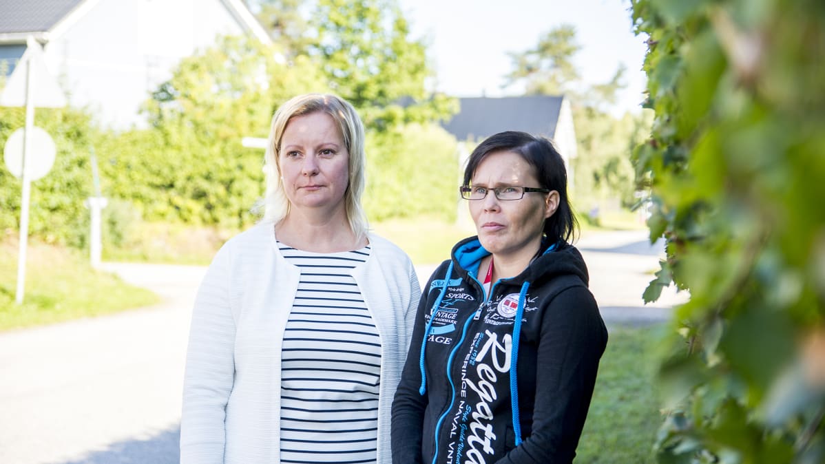Heli Väisänen ja Päivi Hyttinen Harjulakoti Kajaani Kajaanin Pelastakaa Lapset ry