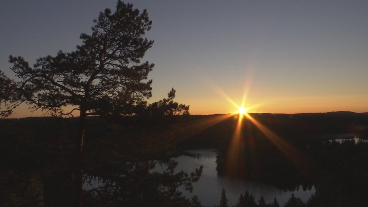 Auringonnousu Aulangolla