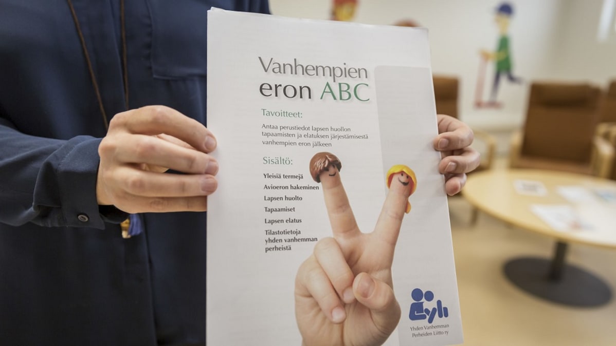 Vanhempien eron ABC -esite eron ensiapupisteessä.