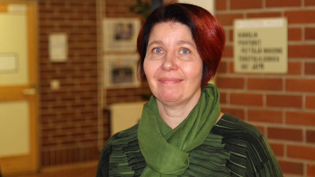 Äidinkielen opettaja Piila Paalanen