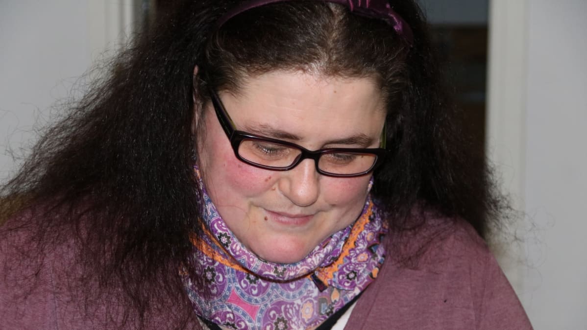 Anne Repo kasvokuvassa