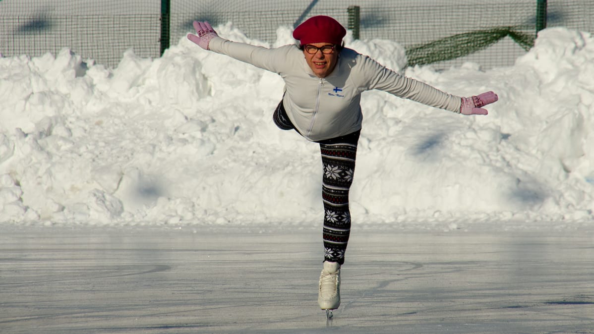 Minna-Maaria Lax harjoittelee.