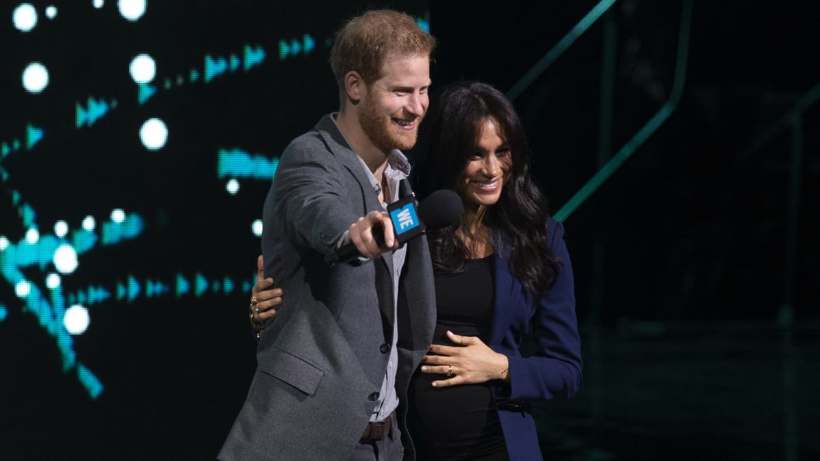 Prinssi Harry ja herttuatar Meghan kuvattuna WE Day - tapahtumassa Wembleyn areenalla Lontoossa 6. maaliskuuta.