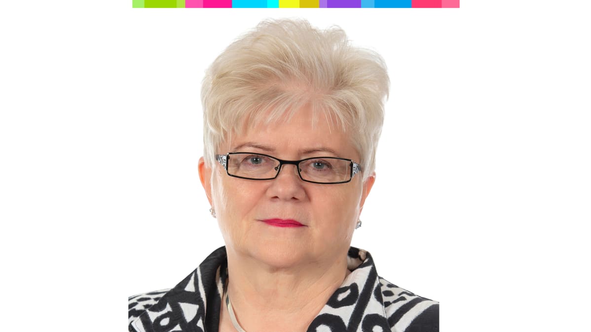 Tuula Väätäinen.