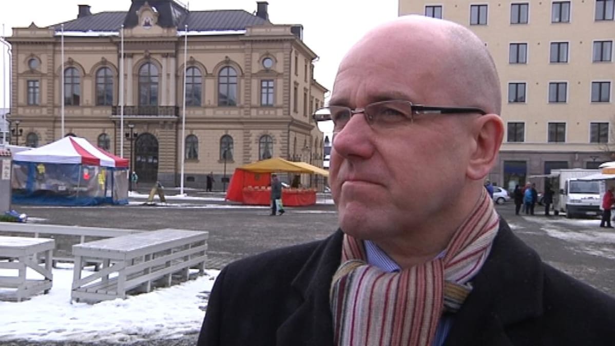 Juha Kallioinen Hämeenlinnan torilla