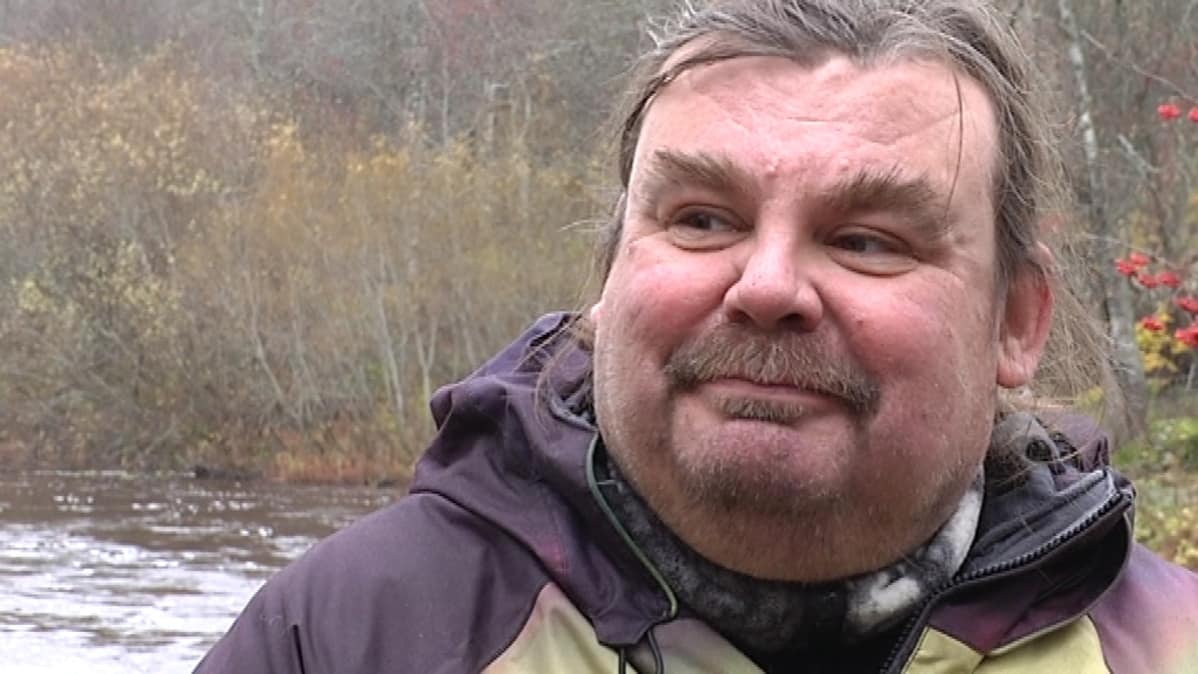 Ahti Nyman lähikuvassa