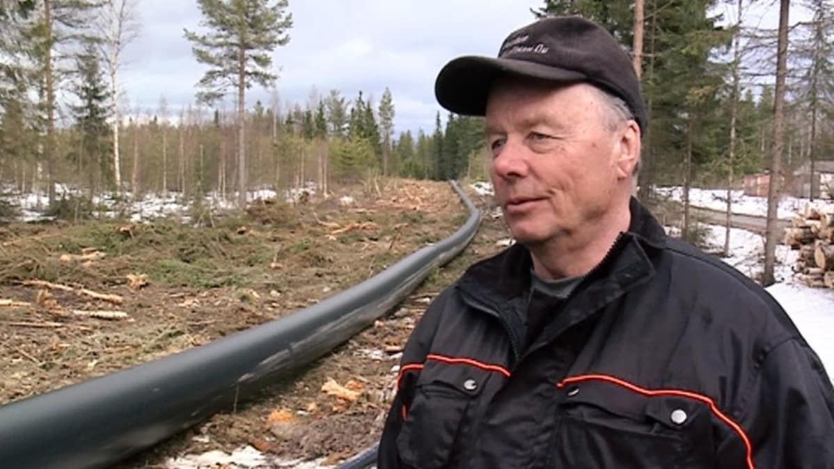 Esko Hyvönen.