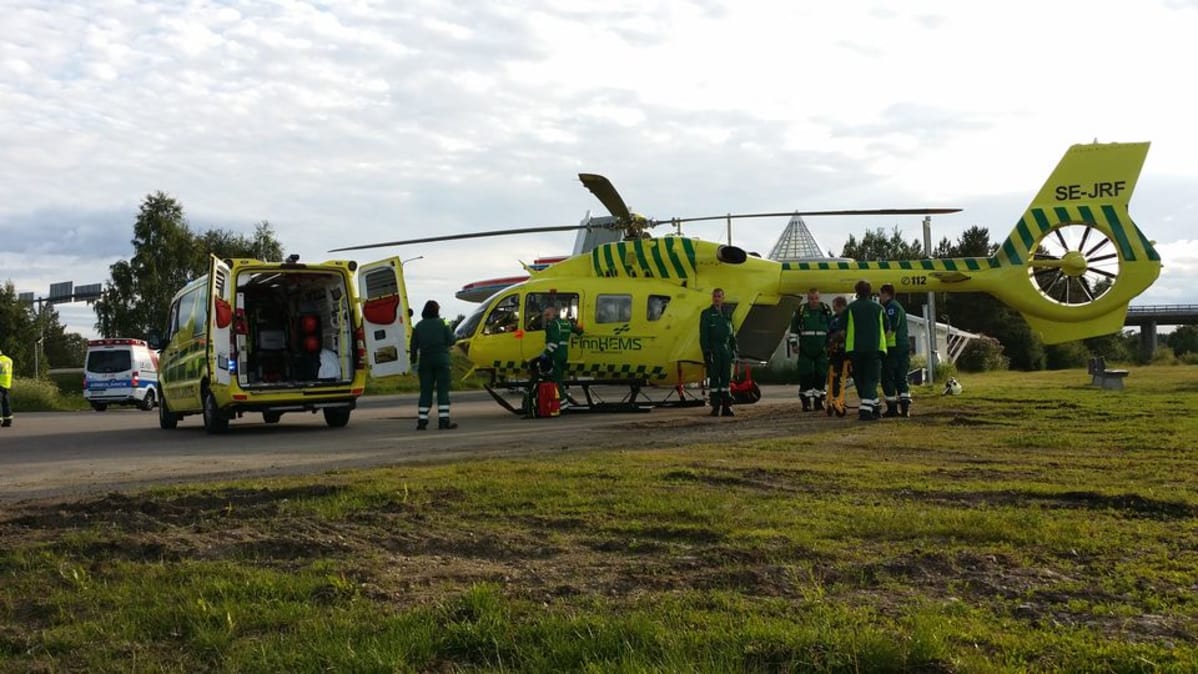 pelastushelikopteri FinnHems onnettomuus ambulanssi Kemijärvi