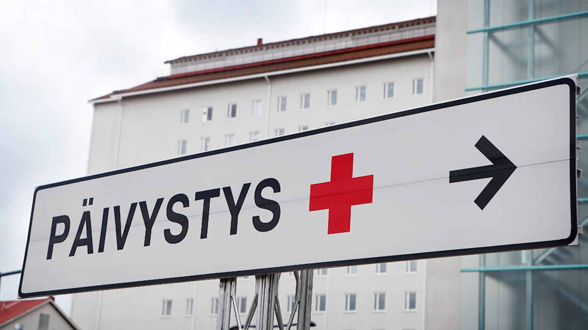 Päivystys-kyltti.