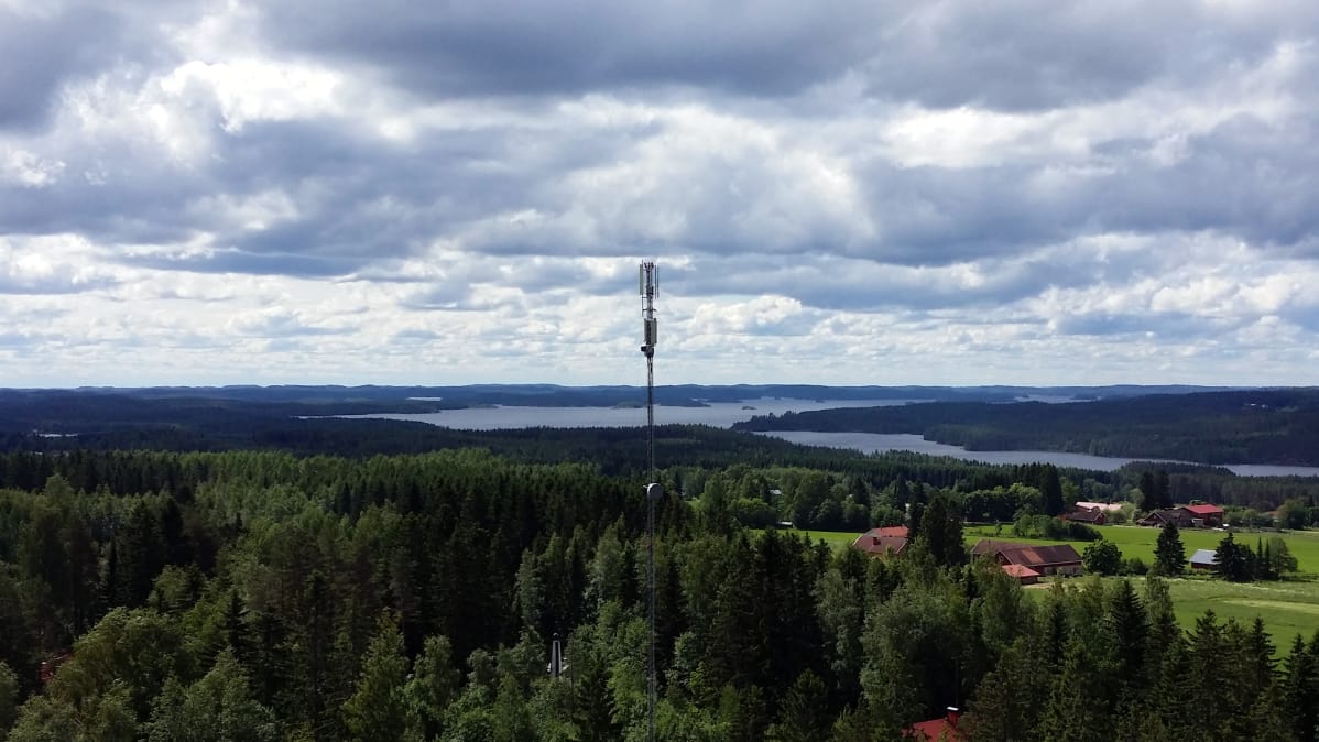 Telemasto Koikkalan kylässä Juvalla.