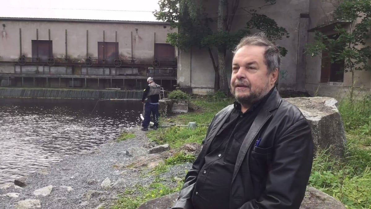 Jukka Pulakka Siuronkosken partaalla