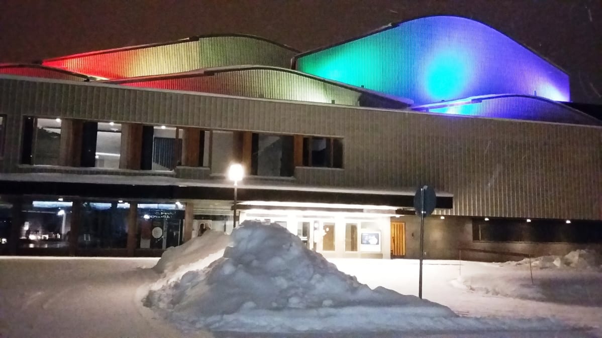 Lappiatalo talviyö