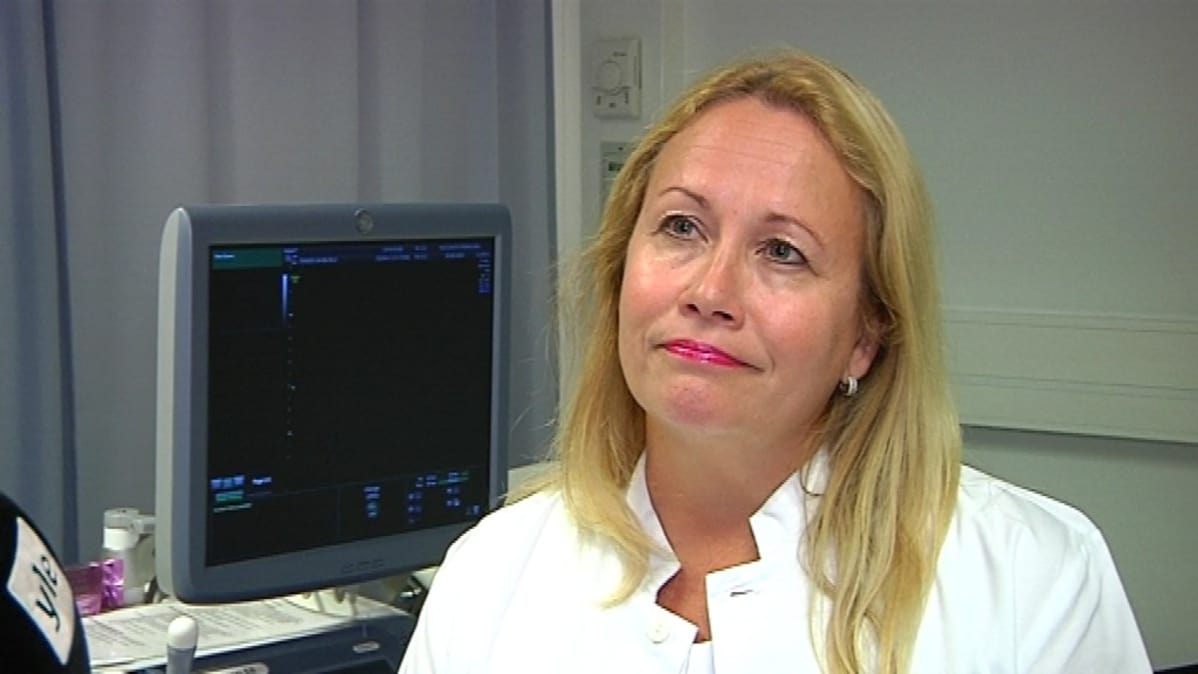 Naistentautien ja synnytysten erikoislääkäri Minna Tikkanen, HYKS Naistenklinikka