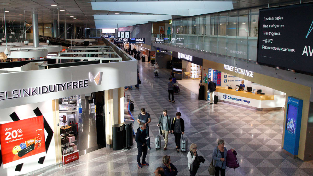 Helsinki-Vantaan lentoaseman terminaali.