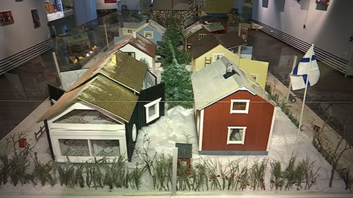 Suomalainen nukkekoti -näyttely Etelä-Pohjanmaan maakuntamuseossa