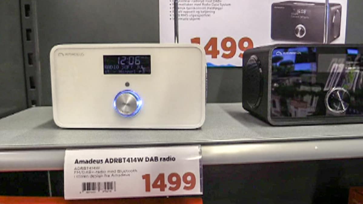 digiradioita kaupan hyllyillä