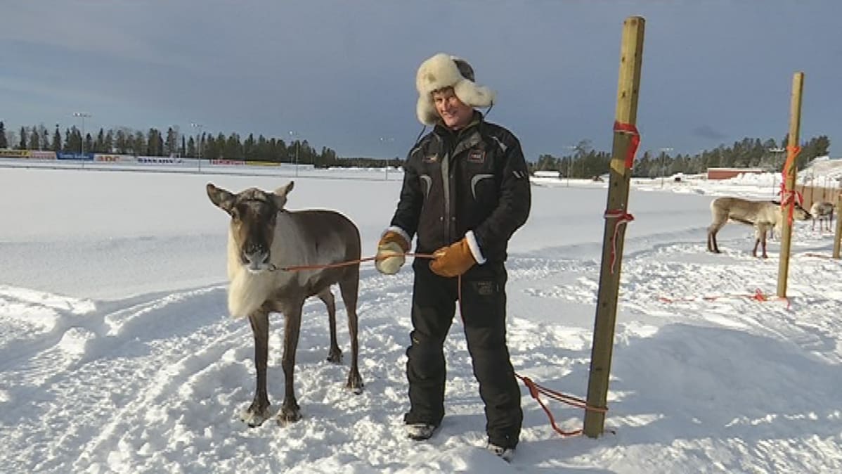 Tummanopsa ja Esko Ahola