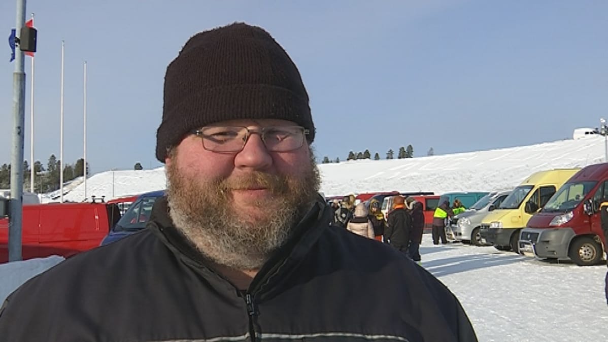 Jouko Turpeinen on järjestänyt useamman kerran Taivalkosken porocup-kilpailut.