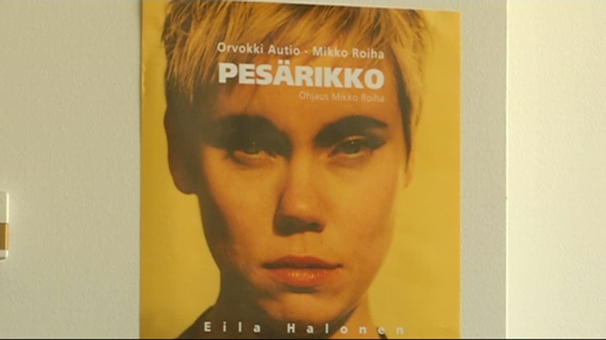 Pesärikon pääroolissa nähdään Sara Melleri.