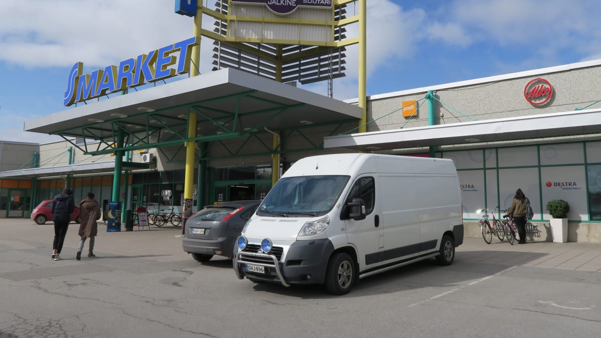 Alko ja S-Market Pirkkalan Partolassa