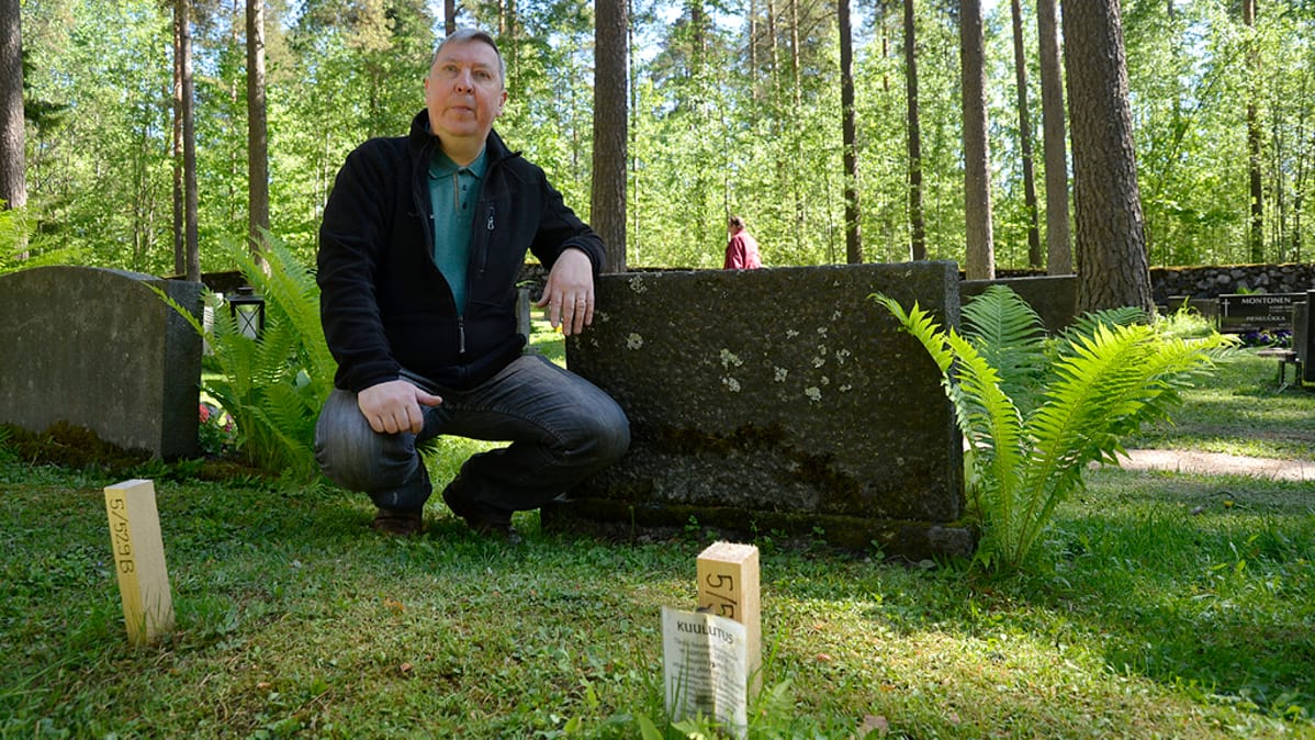Jukka Nikunen Lepolan hautausmaalla Lappeenrannassa.