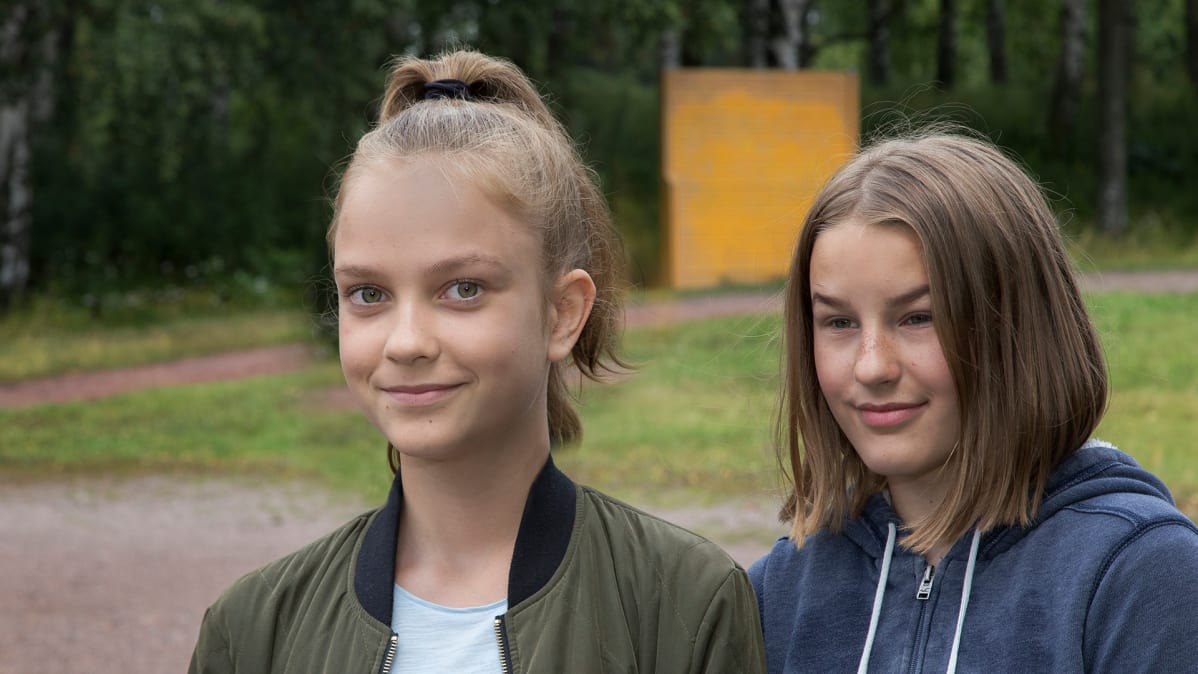 Iiris Riikonen ja Irene Oksanen.