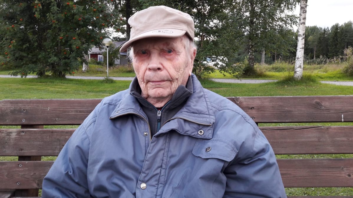 Sotaveteraani Toivo Mehto, 100 vuotta.