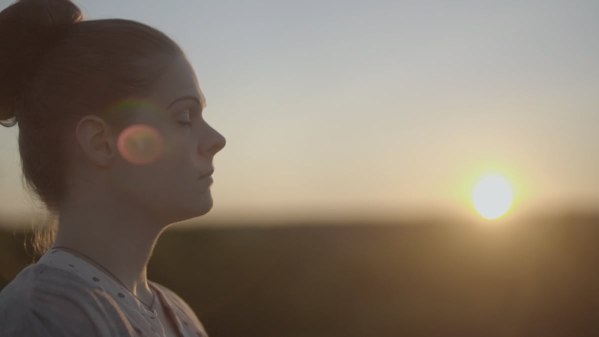 Teija auringonnousussa.