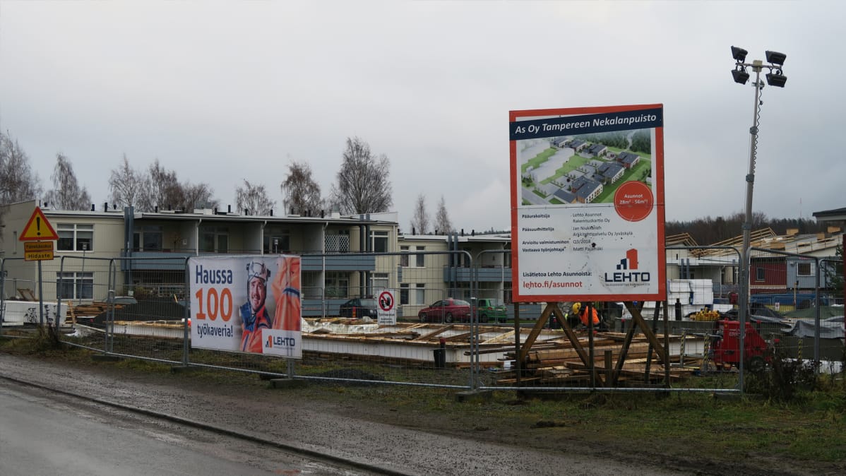 Rakennustyömaa Muotialantie 36