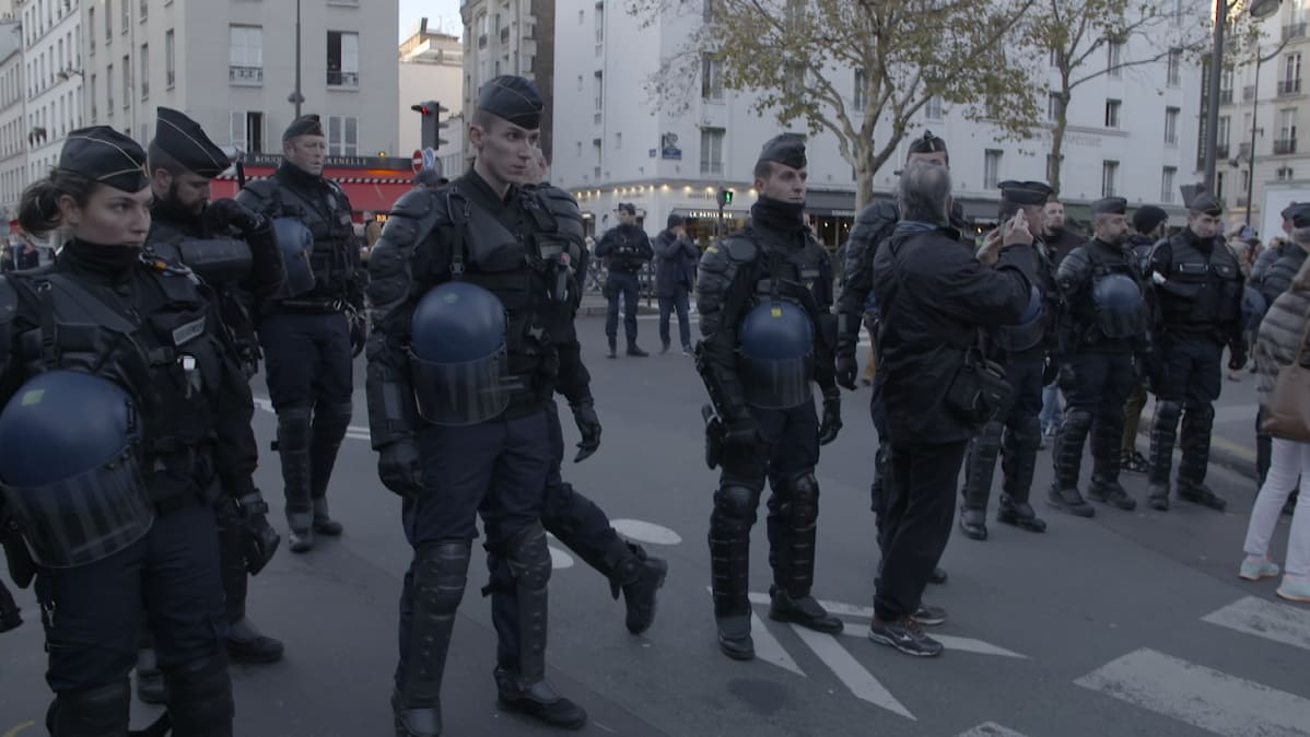 Poliisi kielsi identitarien mielenosoituksen Pariisissa