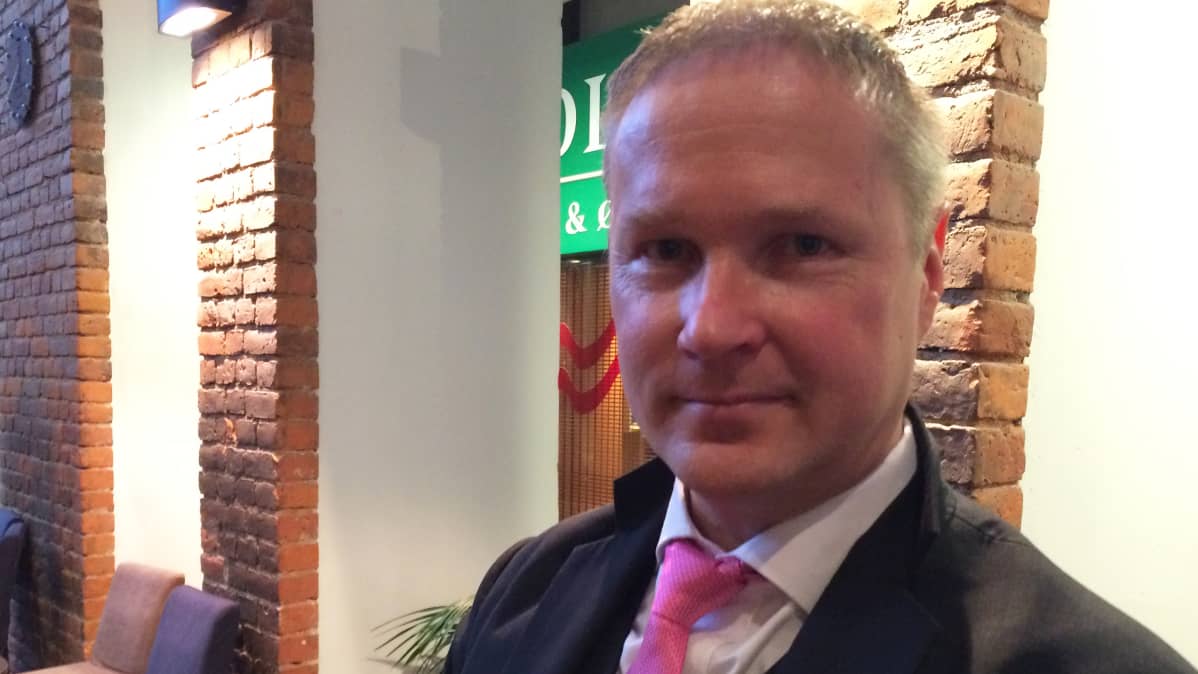 Lassi Kaleva Siperian kahvilassa